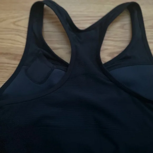 Nike NWOT Dri-Fit High Impact Support Racerback Tank (M) - Picture 6 of 14